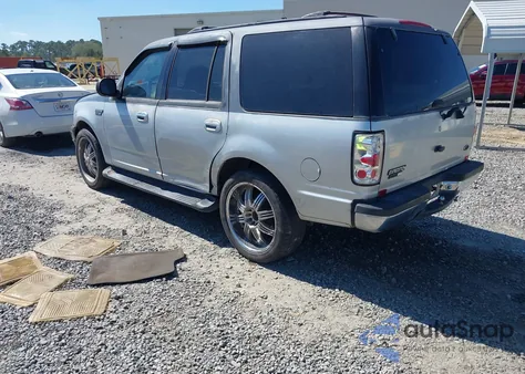 1999 Ford Expedition Eddie Bauer/Xlt from USA, damaged, VIN 1FMRU1763XLB76153